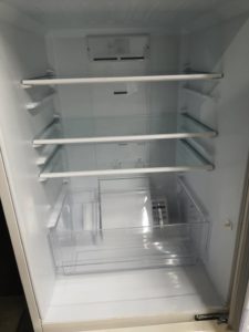 AQUA製2ドア冷凍冷蔵庫/AQR-18D　2015年製