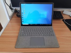 マイクロソフト Surface Laptop